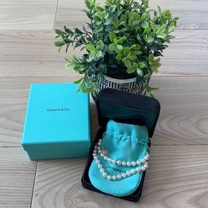 Authentic Tiffany & Co. Pearl Necklace 🎀
